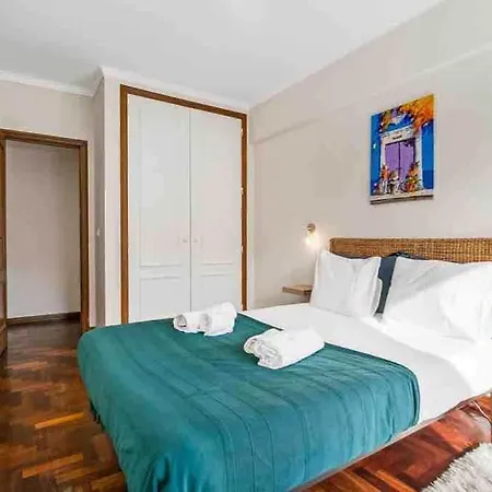 Your Near Carcavelos Apartment *