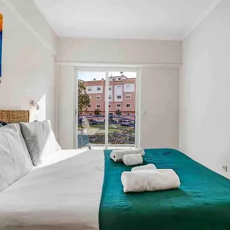 Apartment Your Near Carcavelos *