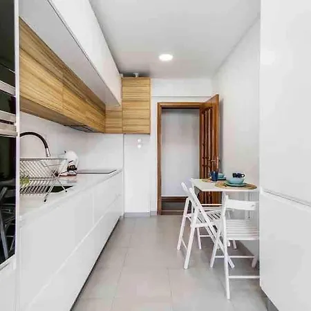Your Near Carcavelos Apartment Oeiras