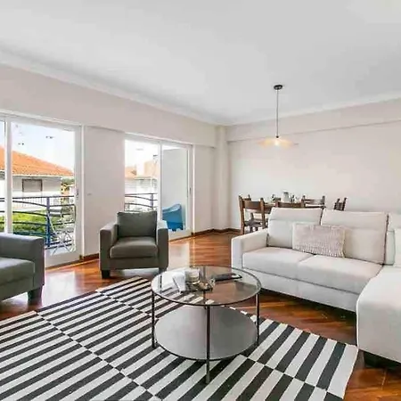 Your Near Carcavelos Apartment